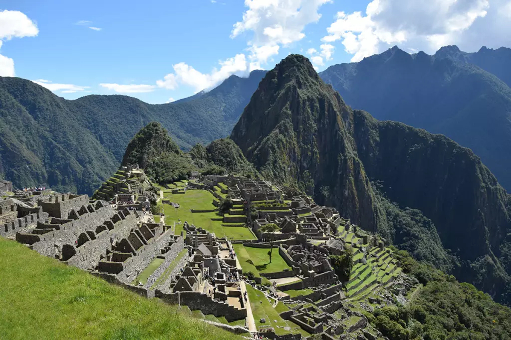 Machu Picchu Mono500